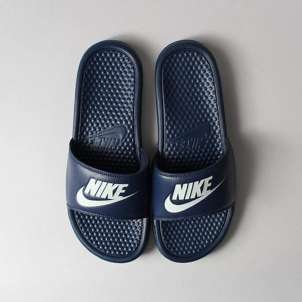 Nike Benassi JDI Slides