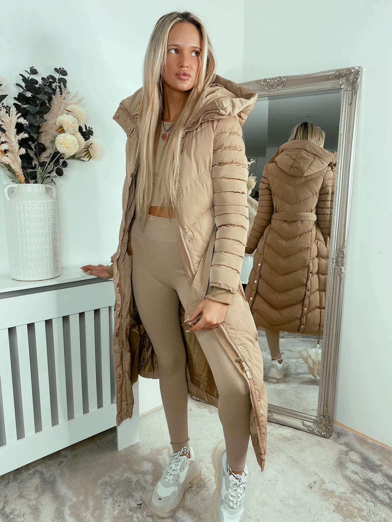 PUSH UP COLLAR BEIGE  PADDED FULL LENGTH HOODED COAT