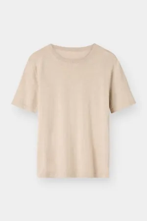 THE CLASSIC TEE - SANDSTONE